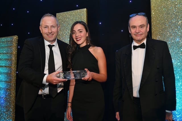 Peterborough Telegraph Business Excellence Awards 2021.  Employer of the Year winners Whirlpool Uk with sponsor Karl Hick EMN-211120-003853009