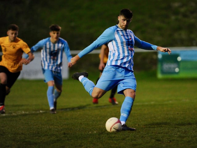 Callum Wells misses a penalty. Worthing United FC v Storrington Town FC. Picture by Stephen Goodger SUS-211121-131606004