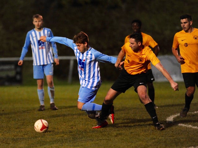 Worthing United FC v Storrington Town FC. Picture by Stephen Goodger SUS-211121-131534004
