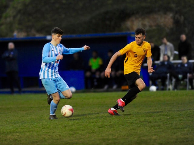 Worthing United FC v Storrington Town FC. Picture by Stephen Goodger SUS-211121-131332004