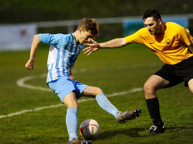 Worthing United FC v Storrington Town FC. Picture by Stephen Goodger SUS-211121-131555004
