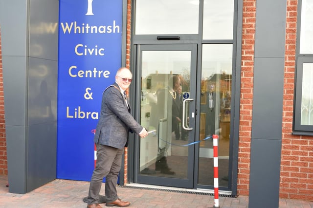 Whitnash mayor Cllr Adrian Barton opens the new Whitnash Civic Centre and Library.