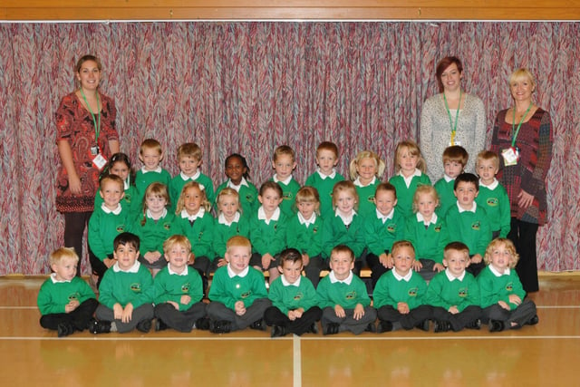 Stone Cross Primary School

Robins Class

Mrs Sammy Vercoe (Class Teacher).
Mrs Michelle Anderton (Teaching Assistant).
Miss Katie Honeywood (Support Staff)


absch849

First Class Series2013
© Andy Butler 2013
All Rights Reserved SUS-211003-151943001
