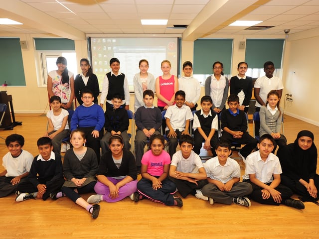 Yaer 6 Leavers at Beeches Primary SchoolClass 6BC - Ms Lee's Class ENGEMN00120121107201405