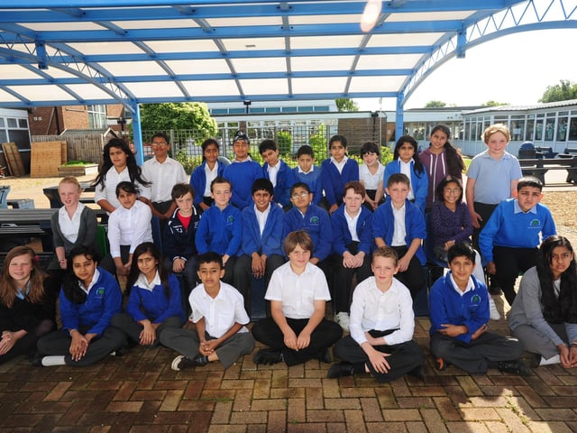 Year 6 Leavers at Thorpe Primary SchoolClass 6B - Mrs Bains' class ENGEMN00120120717144730