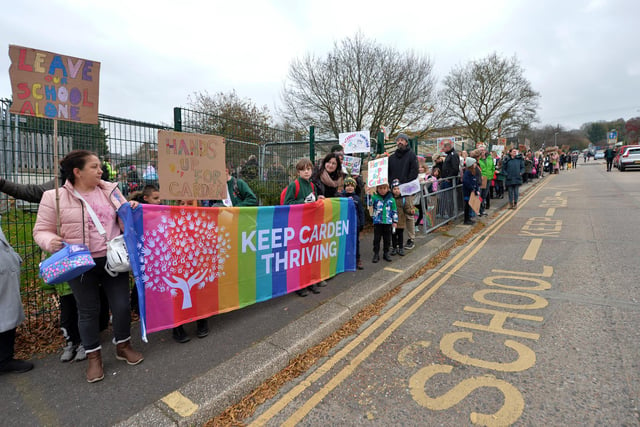 Pupils, parents and teachers of a Brighton primary school joined together to protest proposed council cuts to classroom sizes.