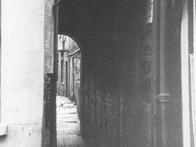 Entrance to Pump Alley, Market Square