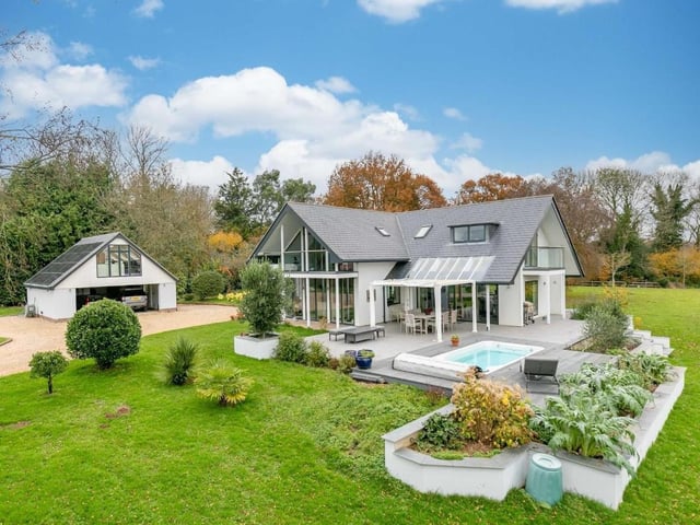 Piltdown, from Zoopla