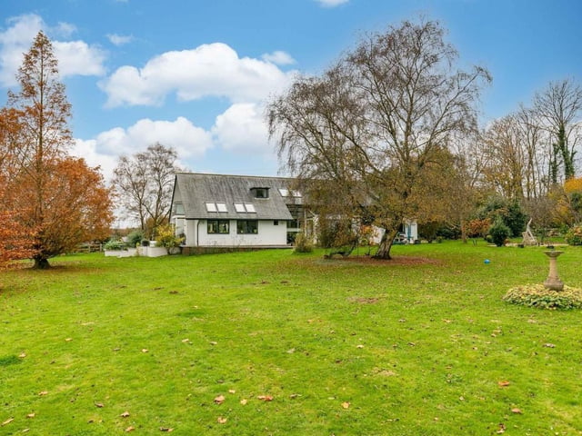 Piltdown, from Zoopla
