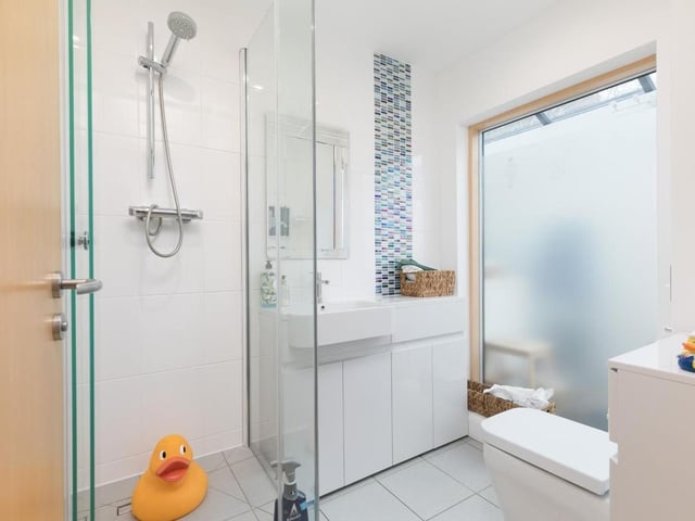 Piltdown, from Zoopla