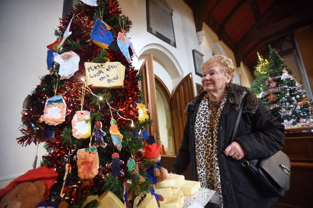 Christmas Tree Festival at St Mary's church in Battle 2021. SUS-211128-101520001