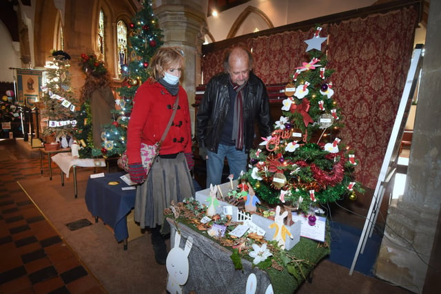 Christmas Tree Festival at St Mary's church in Battle 2021. SUS-211128-101559001
