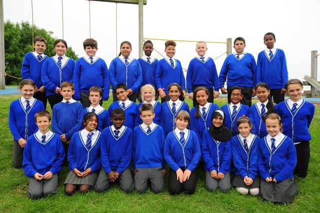 Year 6 Leavers at St Thomas More Catholic Primary School
Mrs Everton's Eagles Class ENGEMN00120130618210707