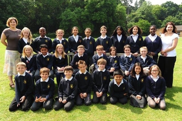 Year 6 leavers at St Botolph's Church of England Primary School
6NB - Mr Binmore's Class ENGEMN00120130620160653