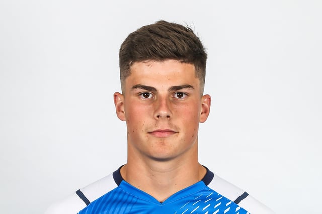 Complete class on the ball and made some fine tackles and interceptions. Looks like a Championship defender at the age of 18. 8.