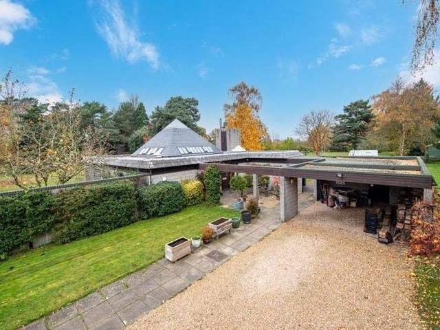 The car port.