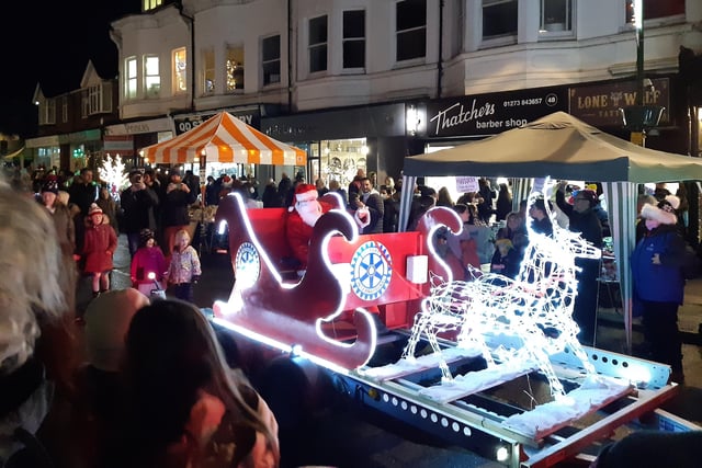 Light Up Hassocks took place on Friday (December 3). Picture: Lawrence Smith/Mid Sussex Times. SUS-210412-113535001