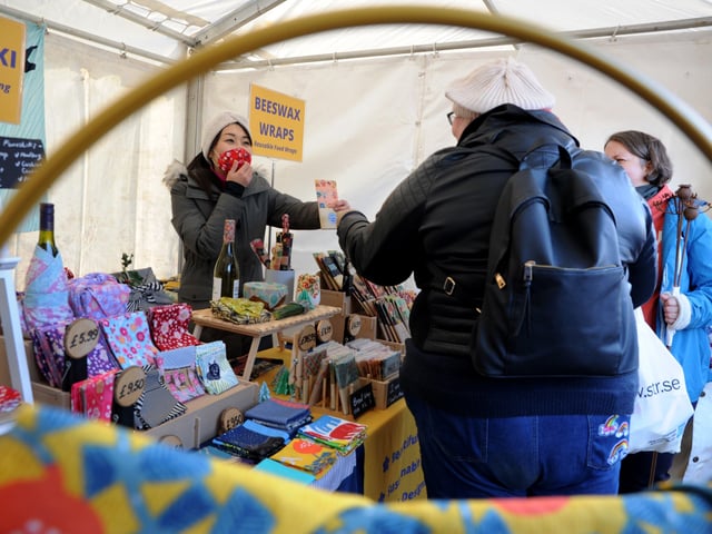 A Christmas Experience & Market at the Weald and Downland Living Museum. Pic S Robards SR2112042 SUS-210412-202620001