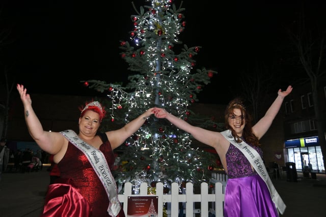 Miss Mystic Queen and Princess, Tessa Wenn and Kylie Robinson.