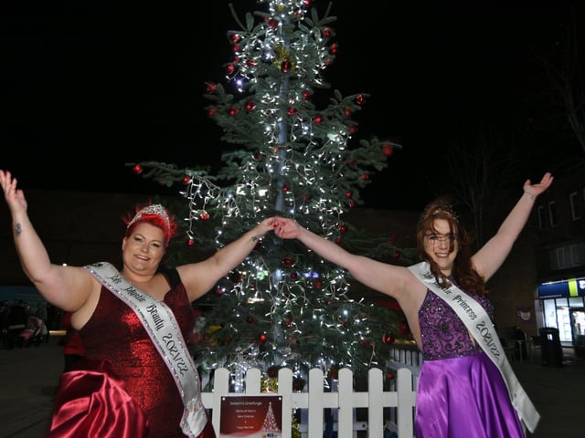 Miss Mystic Queen and Princess, Tessa Wenn and Kylie Robinson.