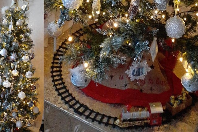 The under-tree trainset featured on the Tom and Jerry Christmas special of 1941 did, in the view of the Advertiser, propel such an arrangement into popular culture. But sadly many miss out on this great-looking addition. Here Shelagh Larkin demonstrates how the addition of a festive loco adds an extra touch of magic to your tree.