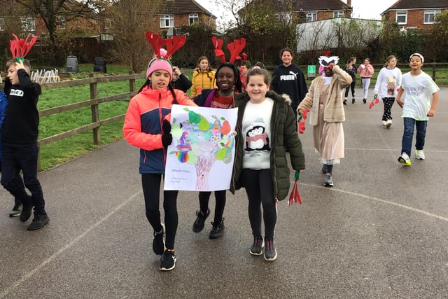 Durrington Infant and Junior School pupils supported Chestnut Tree and St Barnabas House hospices by taking part in a one-mile sponsored Reindeer Run.