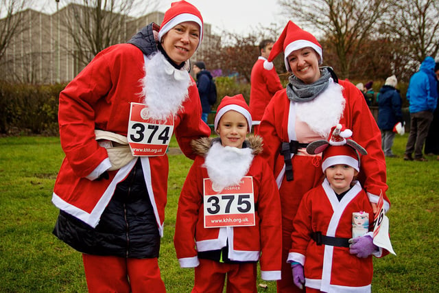 Runners at Santa Fun Run to benefit Katharine House Hospice at Spiceball Park in Banbury on Sunday December 5 (Image from David Fawbert photography)