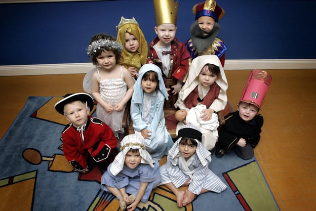 Plaistow Pre-school's Nativity in 2006