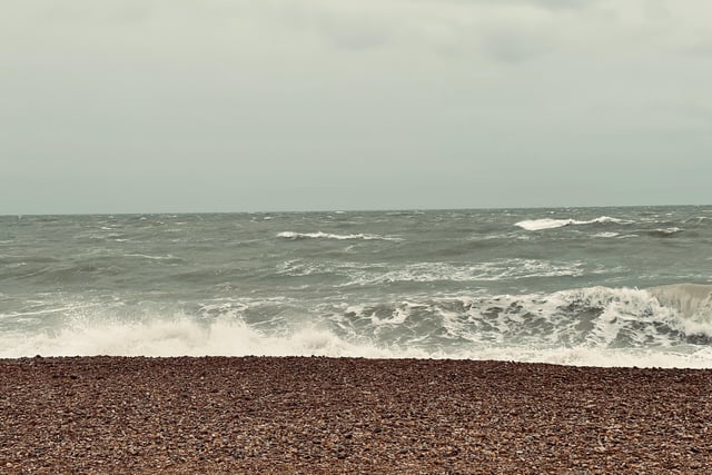 Storm Barra in Eastbourne on December 7 2021 (photo by Marta Sirecka) SUS-210812-081526001
