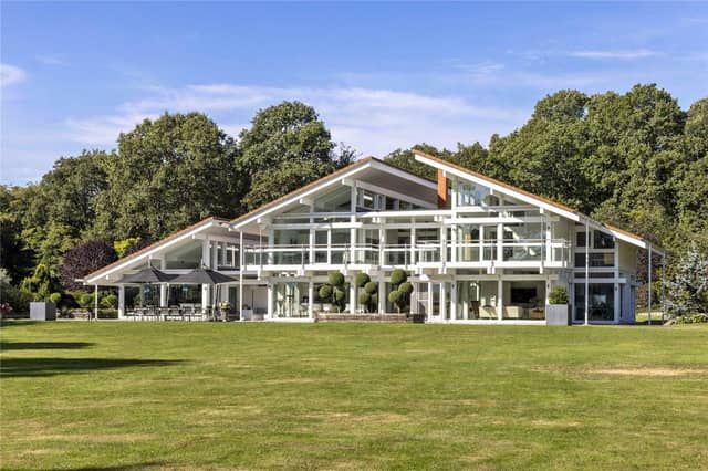The Lake House, Plaistow