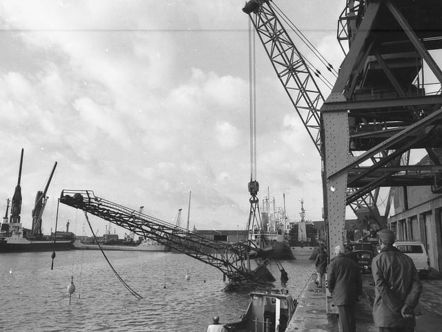 In the background of this photograph, the Panamanian-registered cargo boat can be seen - the Lavern.
