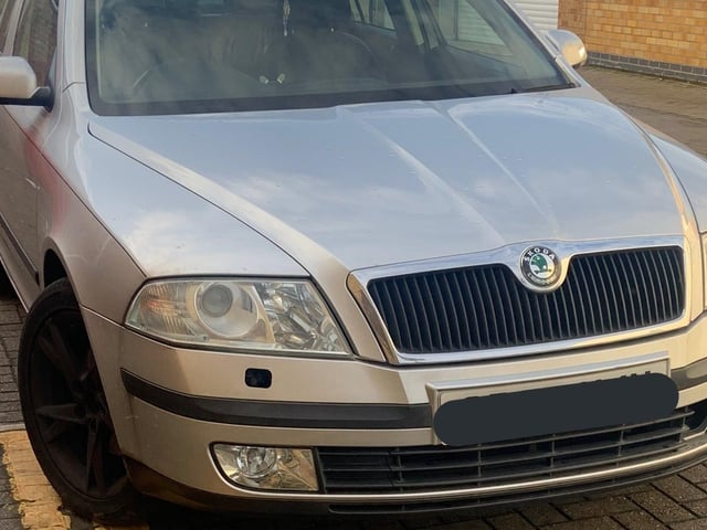 This driver was caught without a licence. The was reported and has his vehicle seized.