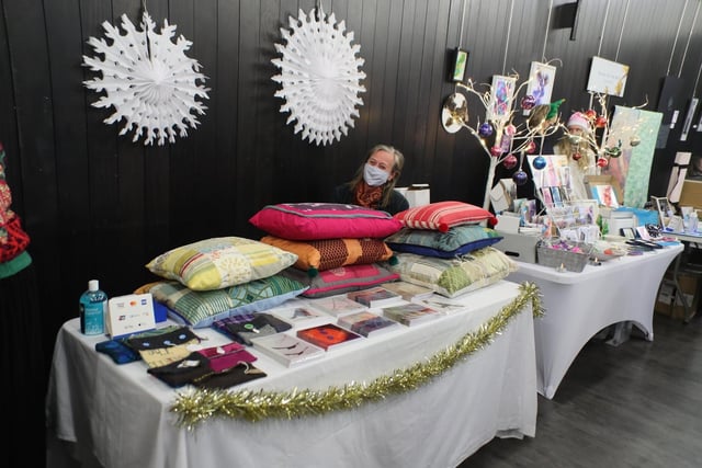 Christmas Fayre at Stade Hall in Hastings. Photo by Roberts Photographic. SUS-211213-071052001