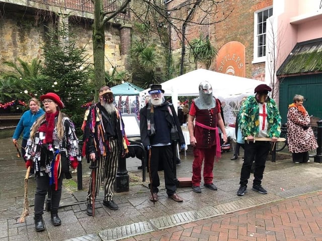Hastings Mummers 3 SUS-211213-094441001