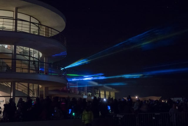 Laser and light show at the De La Warr Pavilion. Photo by Jeff Penfold. SUS-211213-070006001