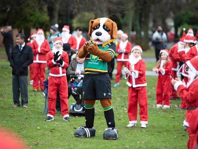 Hundreds of Santas take on a fancy dress fun run at Northampton's Racecourse on Sunday December 12. Photo: Kirsty Edmonds.