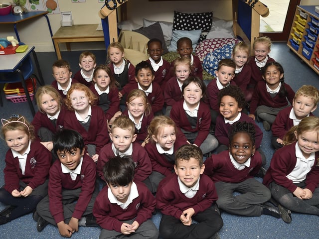 Hampton Hargate primary reception classes (3) Rec19 EMN-190111-180509009