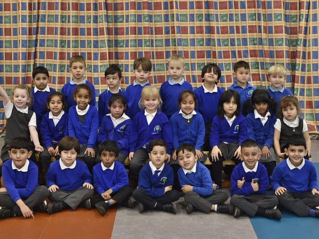 Thorpe primary school reception classes (2) Rec19 EMN-191125-184914009