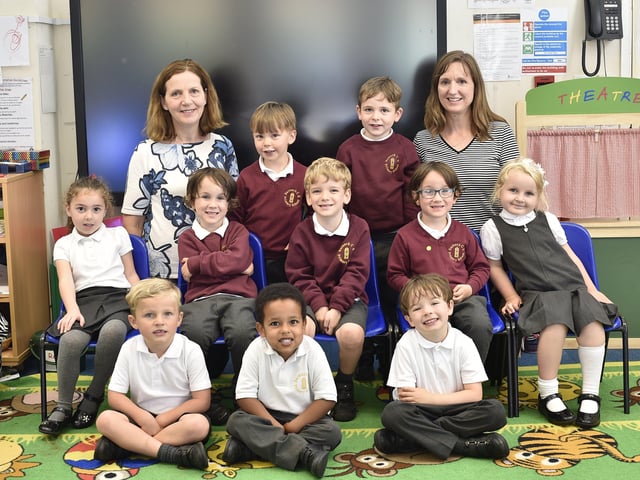 Barnack C of E  school reception class   Rec19 EMN-190925-124300009