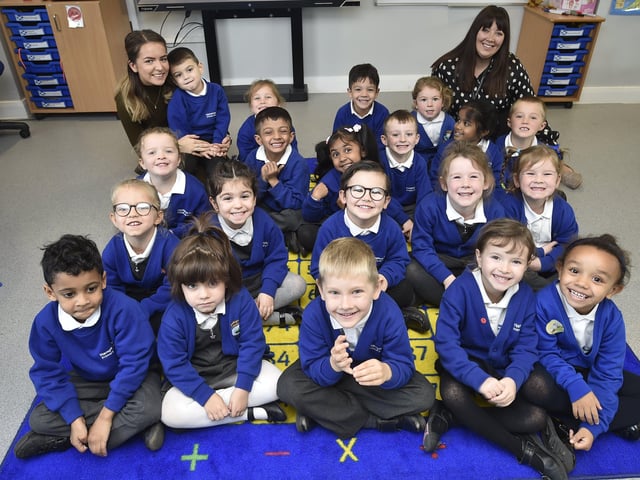 Hampton Vale primary  reception classes (3) Rec19 EMN-191030-153128009