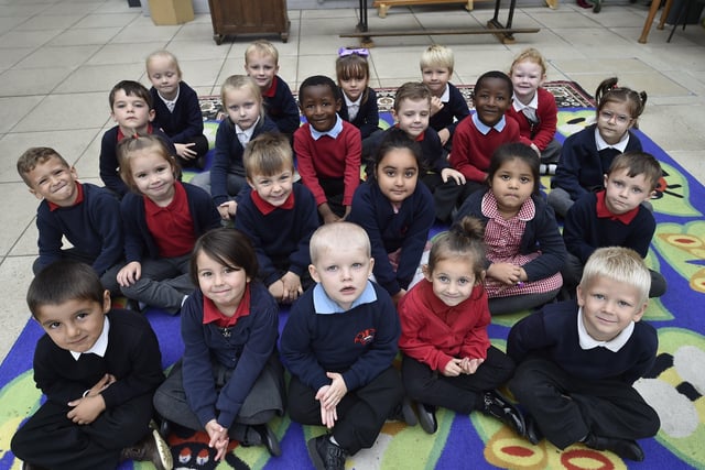 Discovery primary school reception classes (3)  EYFS18 EMN-190121-134215009