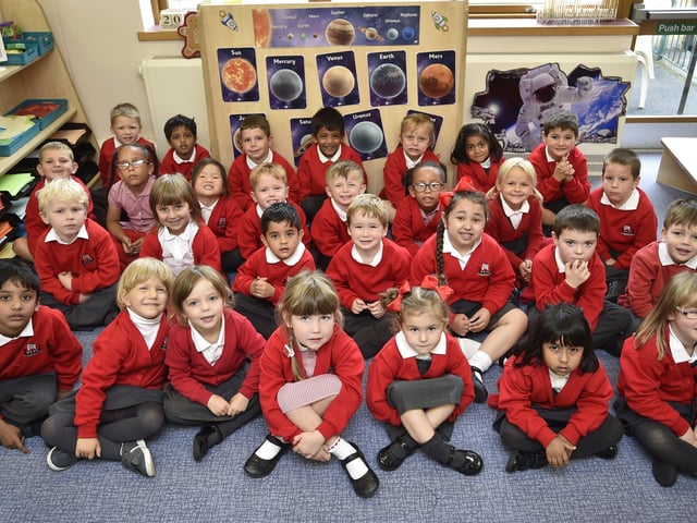 Heritage Park primary school reception class EYFS18 EMN-190121-133907009