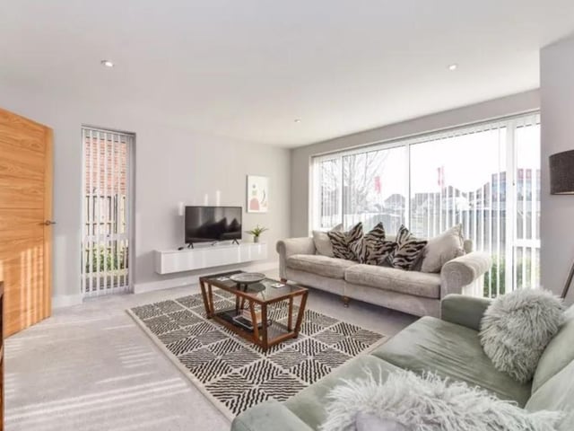 Shopwhyke Road, Chichester PO20. Photo by Zoopla.