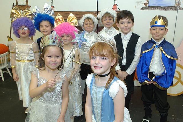 The cast of Cinderella, the Vale School Christmas production for 2008. Picture: Stephen Goodger W49342H8