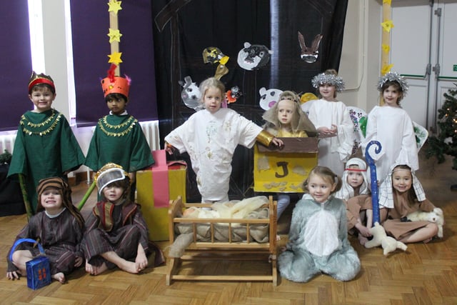Motcombe School Peacocks class nativity play SUS-211215-141746001