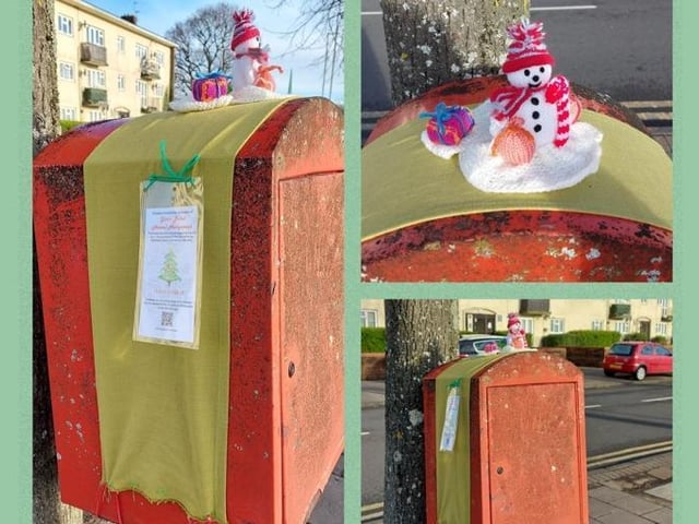 Have you seen this snowman postbox topper?