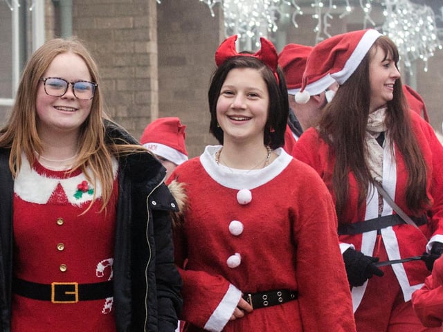 Santa Saunter