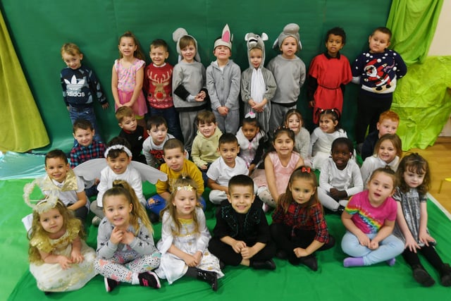 Welland Primary Academy nativity play
Nat21 EMN-210812-122325009