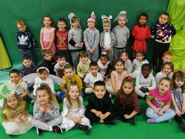 Welland Primary Academy nativity playNat21 EMN-210812-122325009