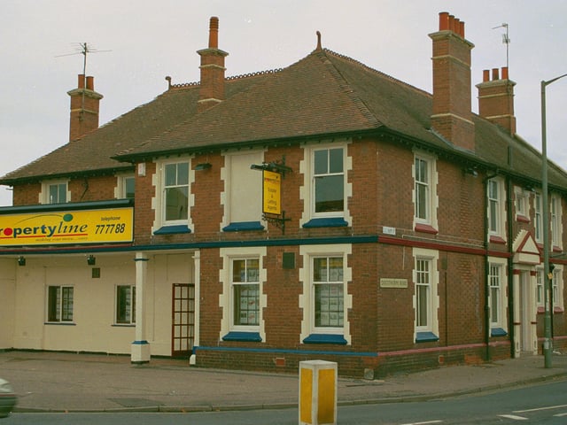 The Norfolk Inn, on the corner of Dogsthorpe Road is now a supermarket,